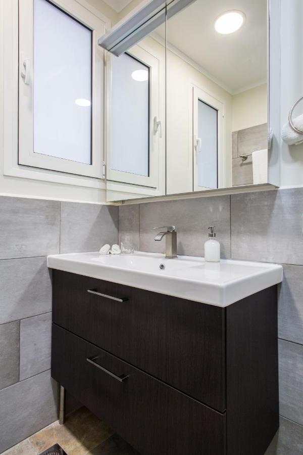 Athena'S Hideaway- Fully Renovated- Absolute Best Location エクステリア 写真